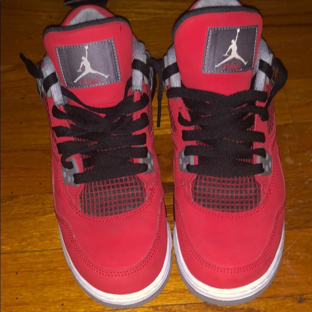 Jordan retro 4